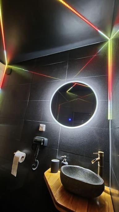 Royalspa Luxueux Appartement Avec Spa Strasbourg Kültér fotó